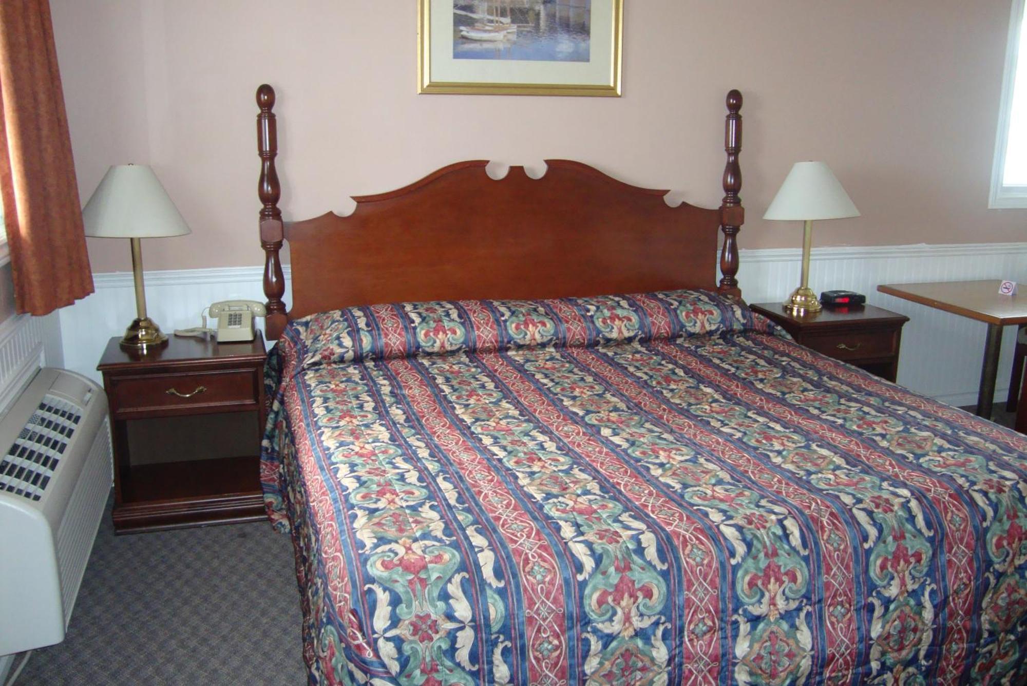 Royal Napanee Inn Greater Napanee Экстерьер фото